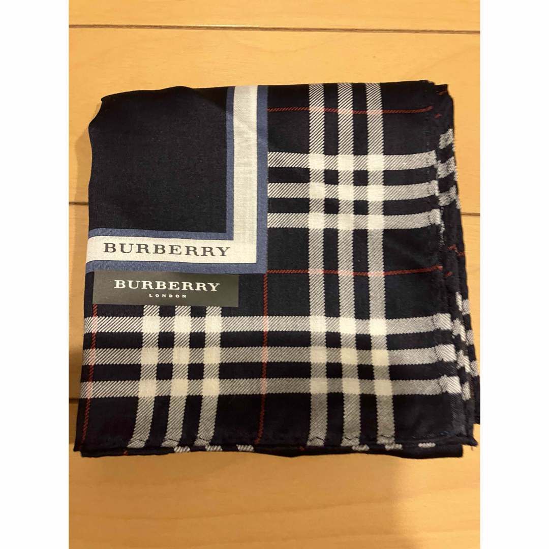 BURBERRY(バーバリー)のバーバリー❣️大判ハンカチ メンズのファッション小物(ハンカチ/ポケットチーフ)の商品写真