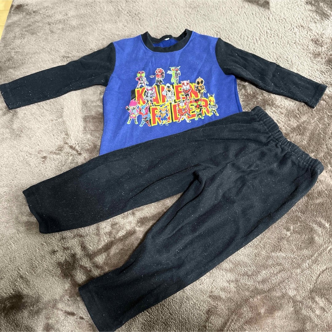 110cm裏起毛パジャマ キッズ/ベビー/マタニティのキッズ服男の子用(90cm~)(パジャマ)の商品写真