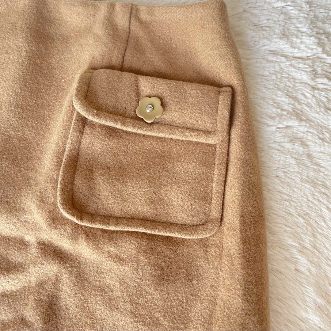 ミニスカート ウール　バーバリー　ポケット　フラワー レディースのスカート(ミニスカート)の商品写真