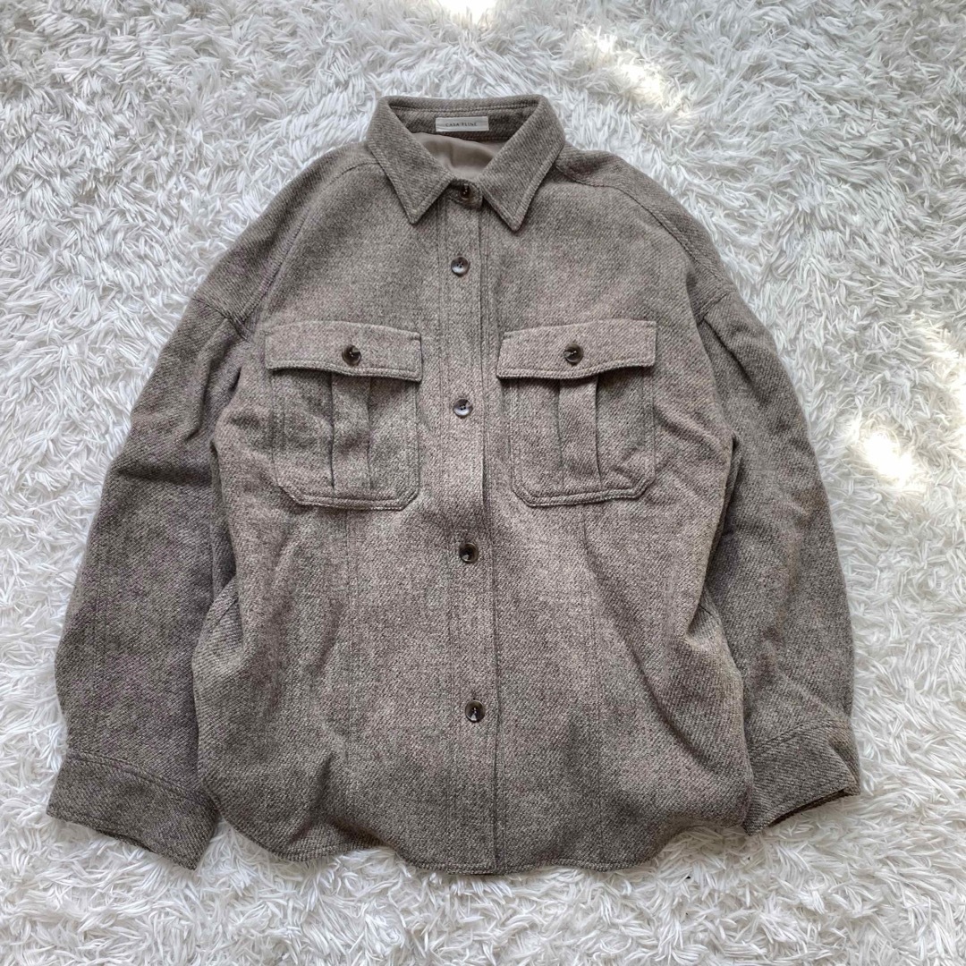 CASA FLINE(カーサフライン)の美品✨カーサフライン ジャケット 冬服 ウール アウター ブルゾン レディースのジャケット/アウター(ブルゾン)の商品写真