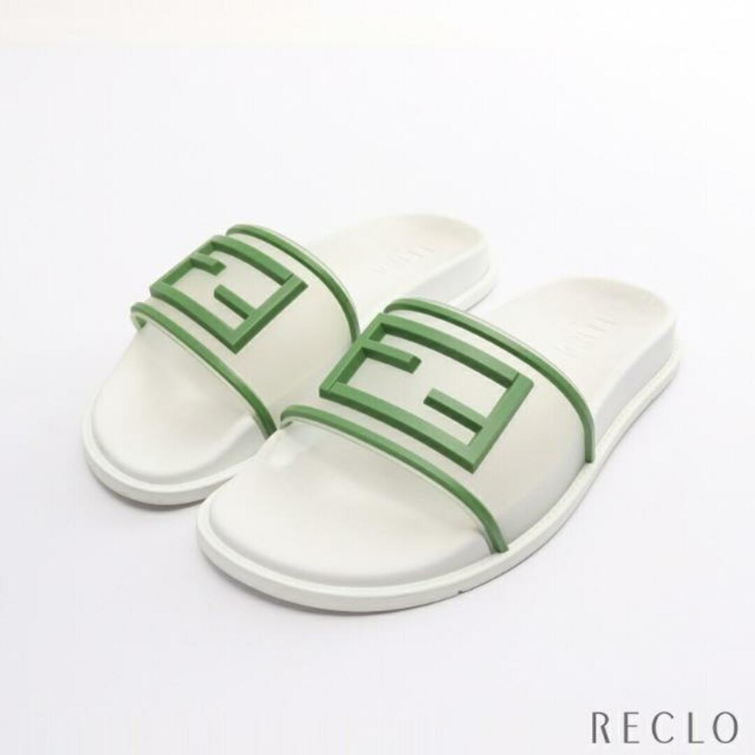 FENDI(フェンディ)のFFロゴ スライドサンダル ラバー グリーン ホワイト メンズの靴/シューズ(サンダル)の商品写真