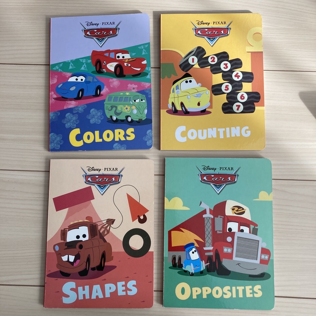 ＣＡＲＳ：ＳＨＡＰＥＳ，ＣＯＬＯＲＳ，ＣＯＵＮＴＩＮＧ　＆ エンタメ/ホビーの本(洋書)の商品写真