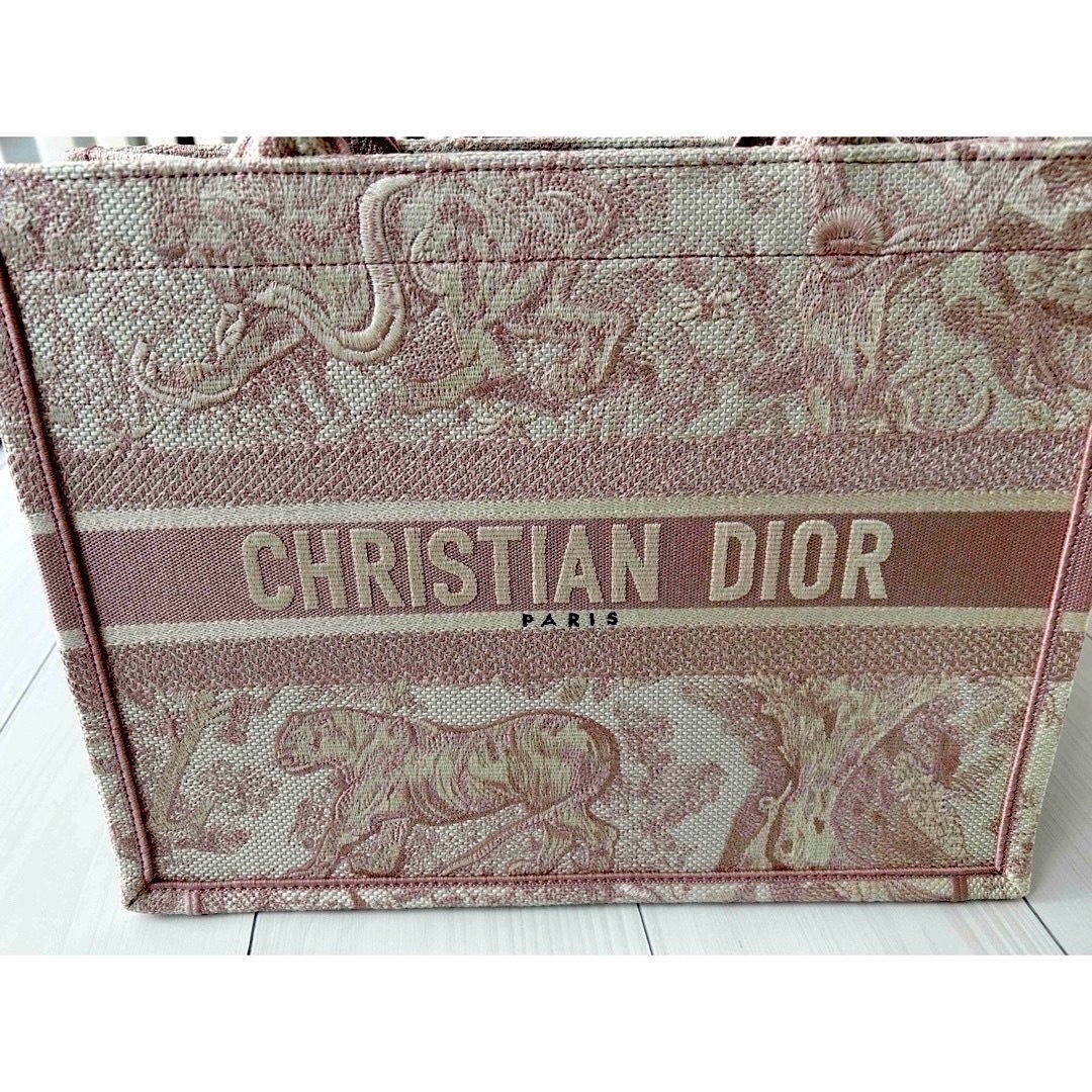 Christian Dior(クリスチャンディオール)の11/30まで！期間限定お値下げ　Christian DIOR ブックトート レディースのバッグ(トートバッグ)の商品写真