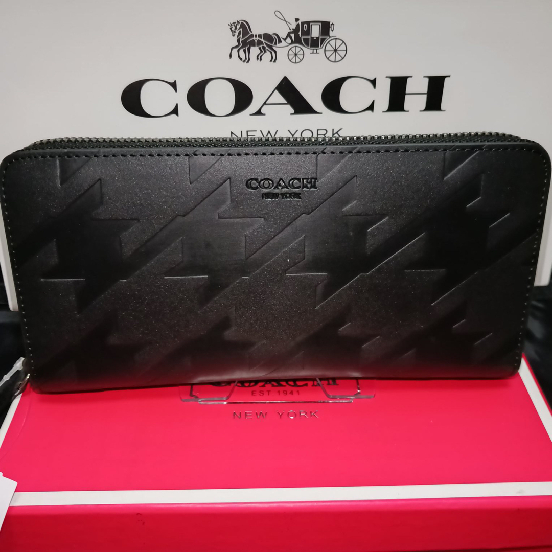 COACH(コーチ)のギフト⭕️ コーチ 人気の烏格子型　ラウンドジップ　長財布 メンズのファッション小物(長財布)の商品写真