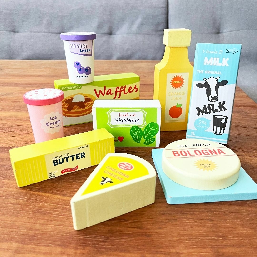 BorneLund(ボーネルンド)の入手困難！ STOY 木製おままごとセット FRIDGE PLAY FOOD キッズ/ベビー/マタニティのおもちゃ(知育玩具)の商品写真