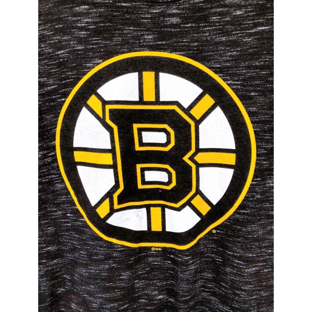 fanatic(ファナティック)のNHL　ボストン・ブルーインズ　Tシャツ　L　ダークグレー　USA古着 メンズのトップス(Tシャツ/カットソー(半袖/袖なし))の商品写真