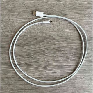 アップル(Apple)のApple純正 USB-C - Lightningケーブル 1m(その他)