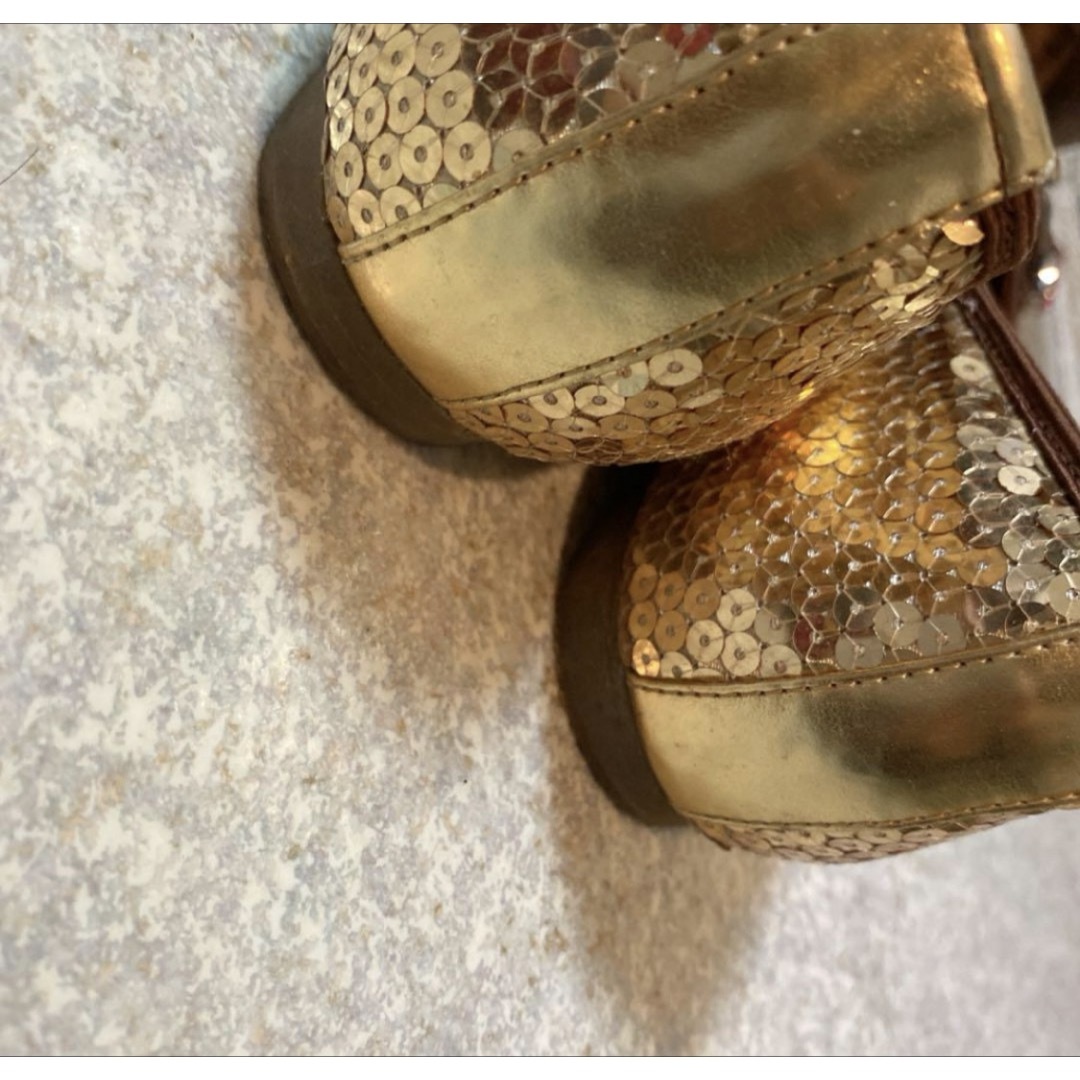 美品twink twink パンプス 22.5cm レディースの靴/シューズ(ハイヒール/パンプス)の商品写真