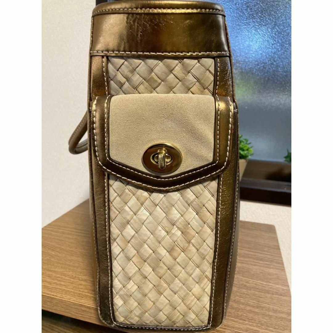 COACH(コーチ)のコーチ　カゴバック　トートバック レディースのバッグ(かごバッグ/ストローバッグ)の商品写真