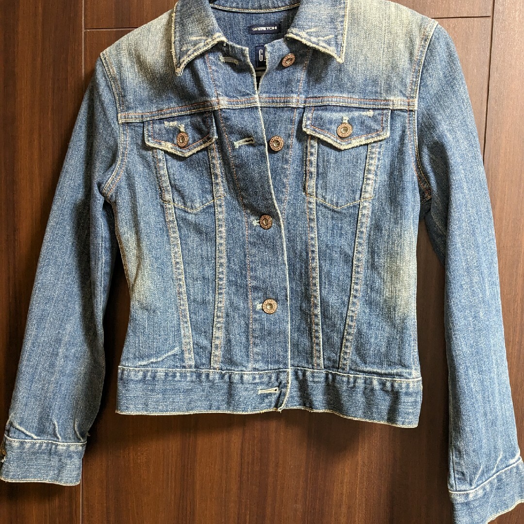 GAP(ギャップ)の【美品】GAP レディース ジーンズジャケット XS レディースのジャケット/アウター(Gジャン/デニムジャケット)の商品写真