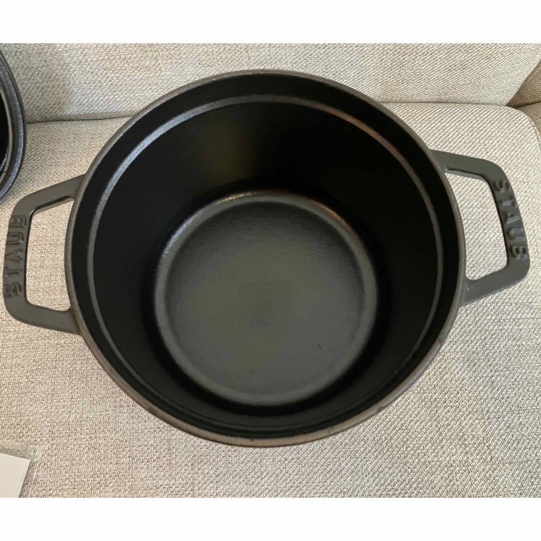 新品未使用★ストウブ　STAUB 24センチ　鍋　黒　ブラック