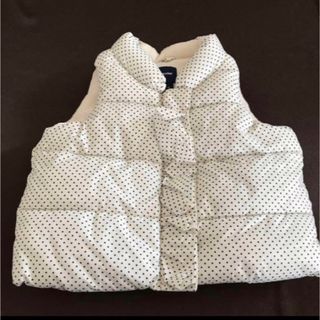 ベビーギャップ(babyGAP)の美品！ベビーギャップ　ベストアウター　【12-18M/80cm】白ドット (ジャケット/コート)