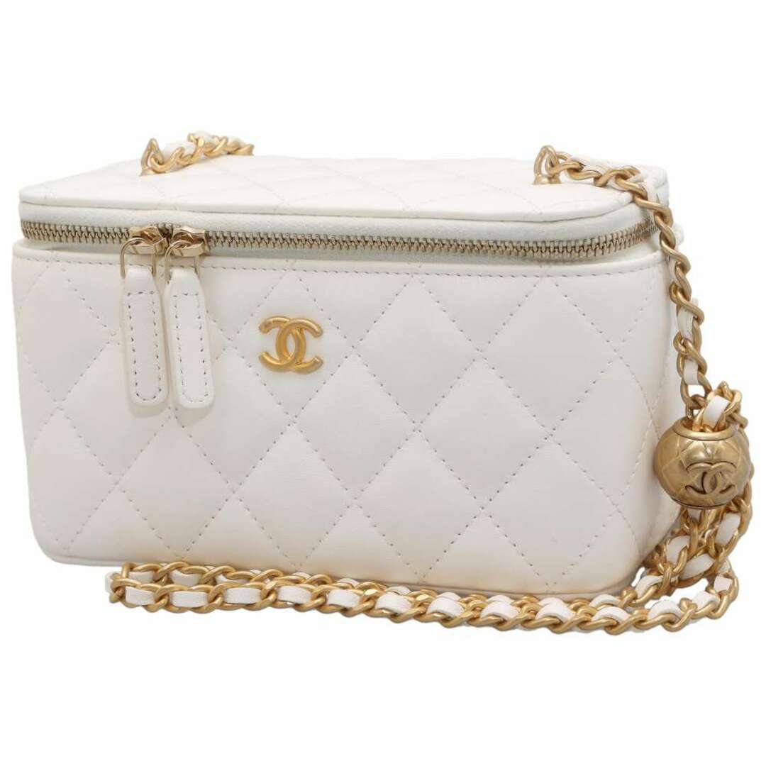 CHANEL マトラッセ ココマーク バニティ チェーンショルダーバッグ 白