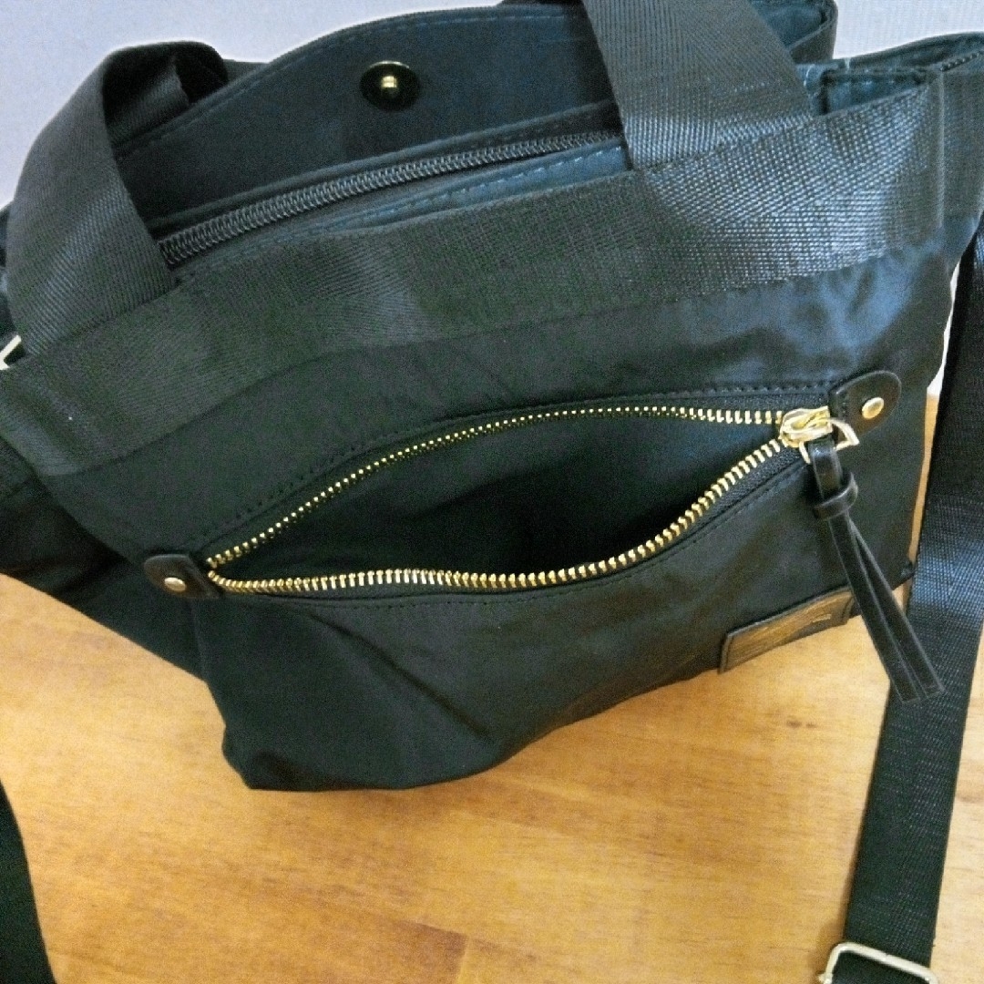 Legato Largo(レガートラルゴ)のLegato Largo レガートラルゴ 撥水加工 10ポケット 2wayバッグ レディースのバッグ(ショルダーバッグ)の商品写真