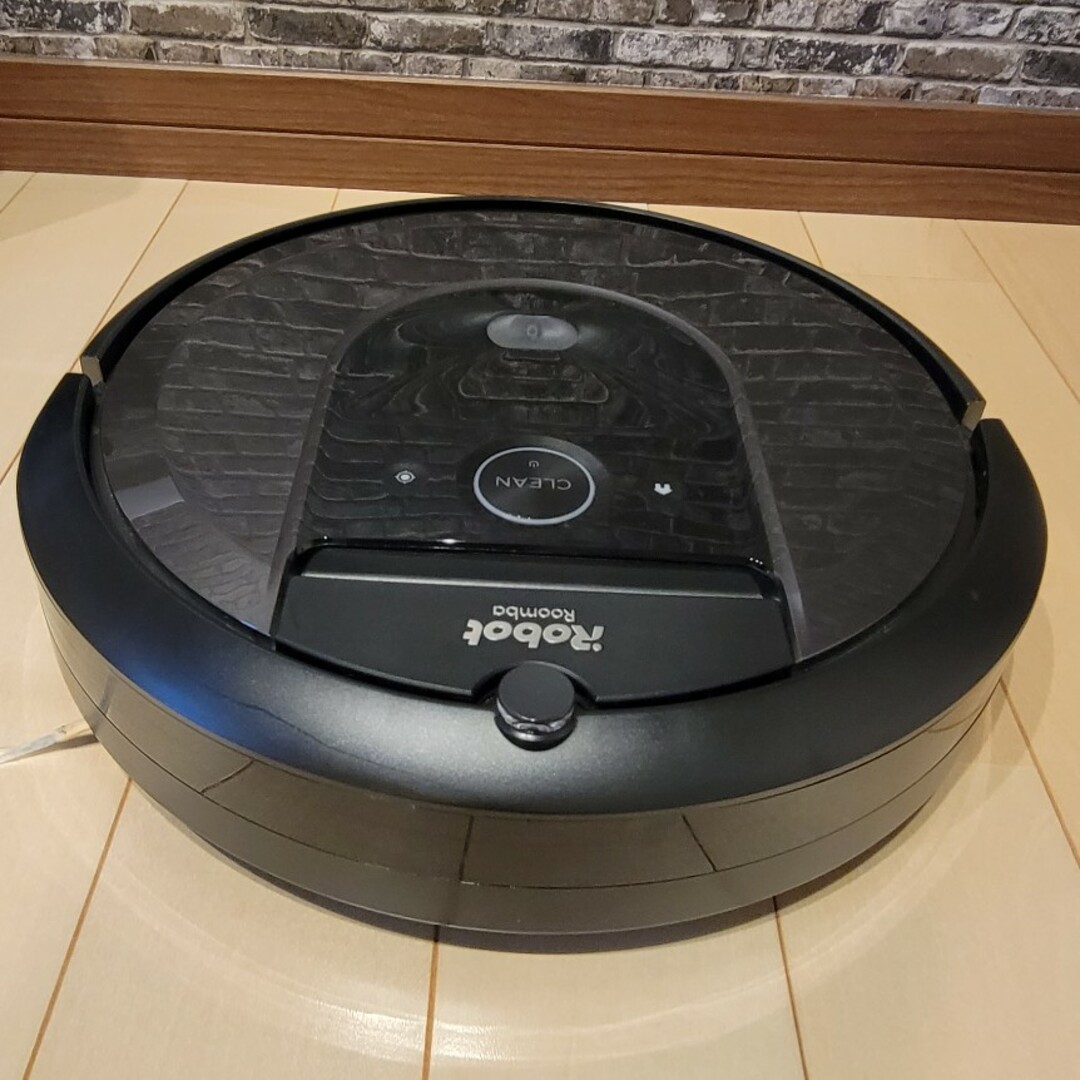 iRobot(アイロボット)の★Roomba i7 クリーンベースセット★2021年に新品購入！付属付き！ スマホ/家電/カメラの生活家電(掃除機)の商品写真