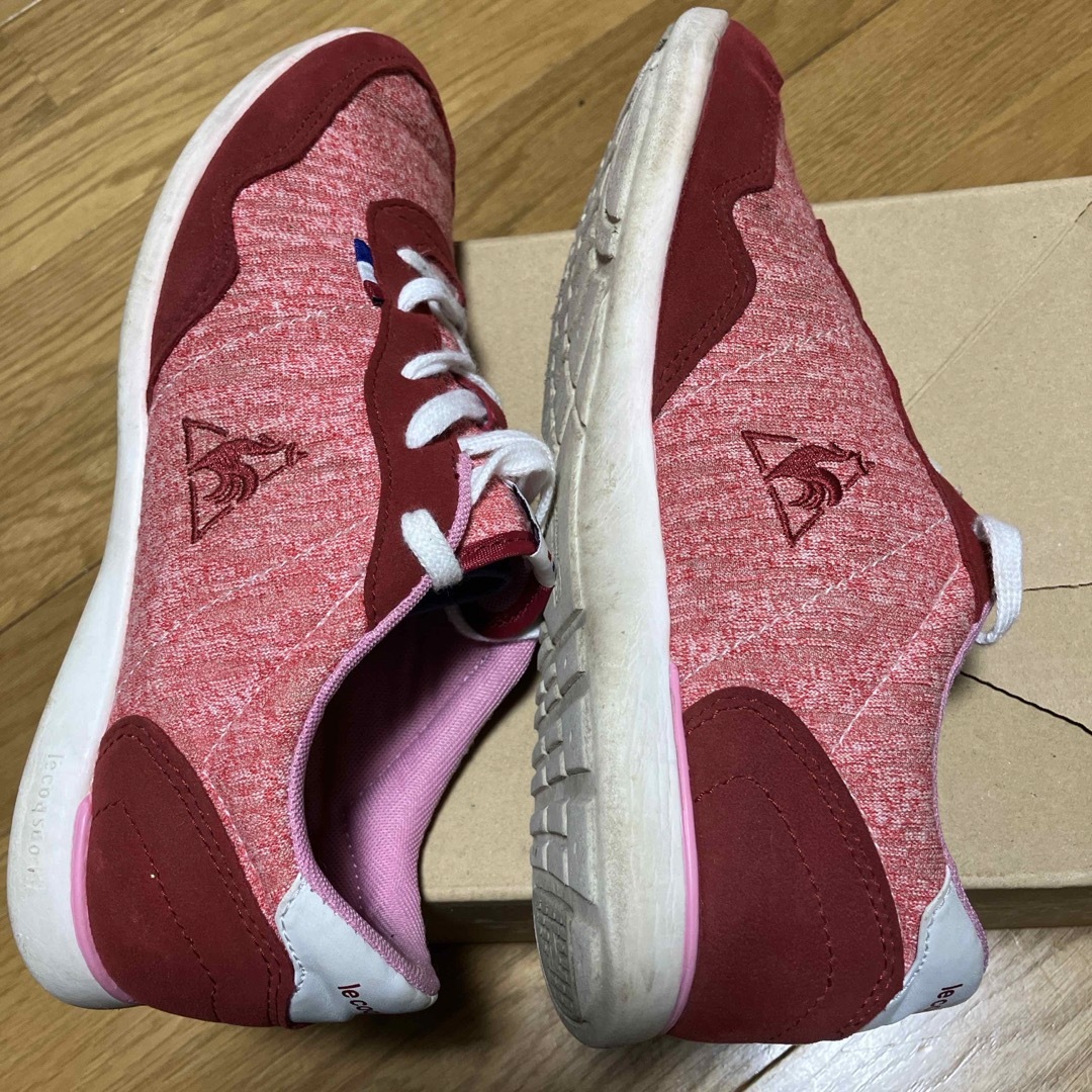 le coq sportif(ルコックスポルティフ)の春・ともこ様専用ルコックレディース　スニーカー　24.5 レディースの靴/シューズ(スニーカー)の商品写真