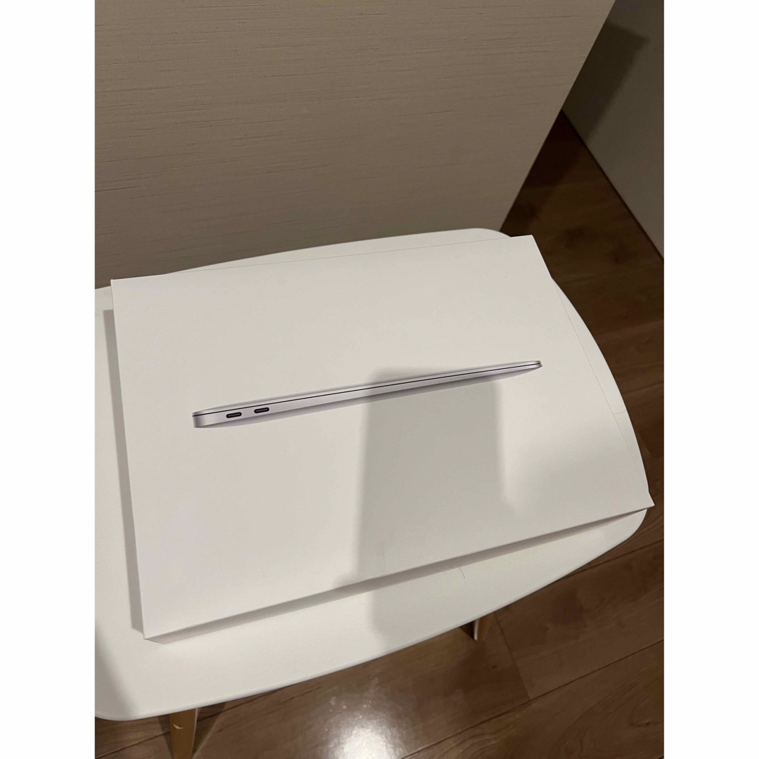 Mac (Apple)(マック)のMacBook Air 2020 m1チップ スマホ/家電/カメラのPC/タブレット(ノートPC)の商品写真