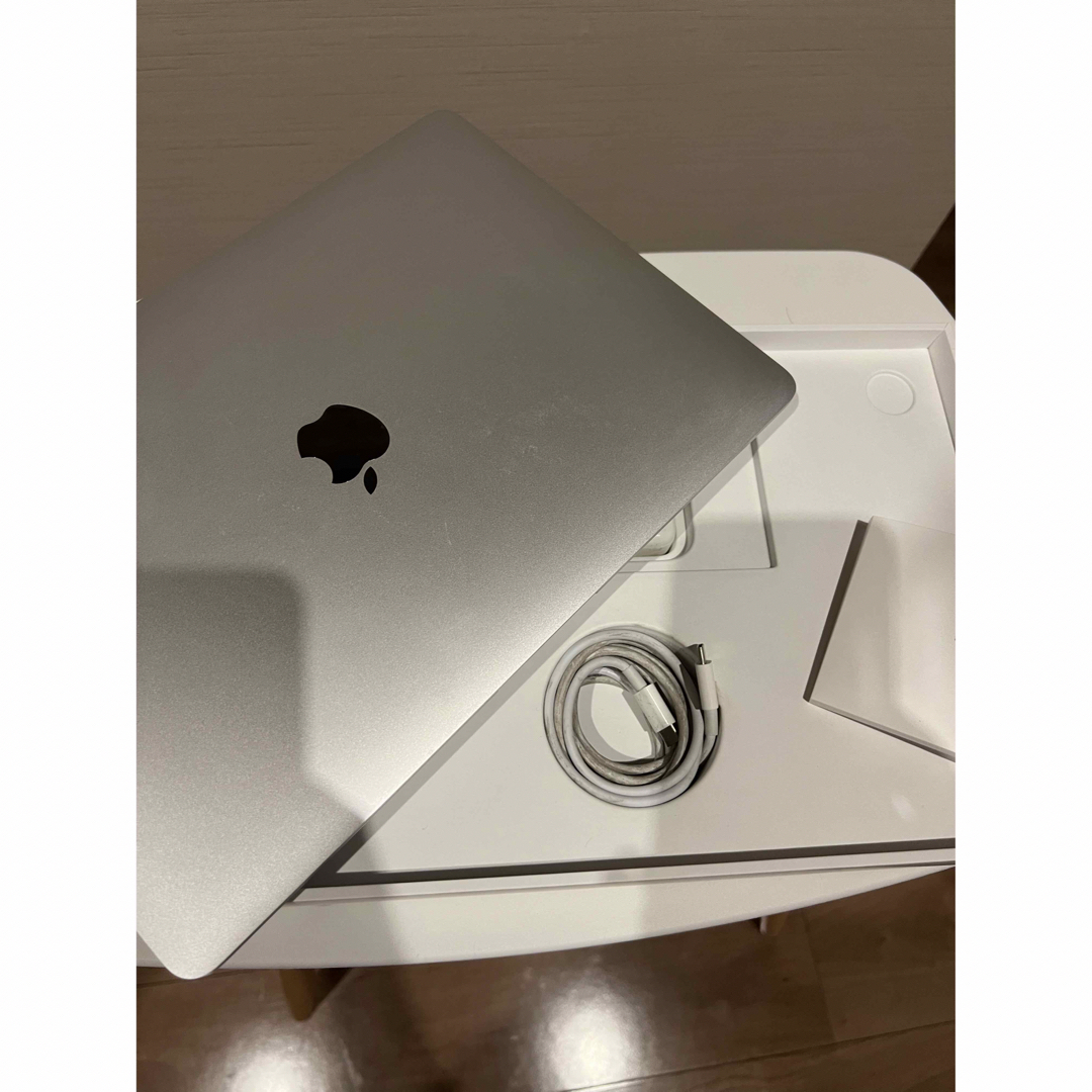 Mac (Apple)(マック)のMacBook Air 2020 m1チップ スマホ/家電/カメラのPC/タブレット(ノートPC)の商品写真