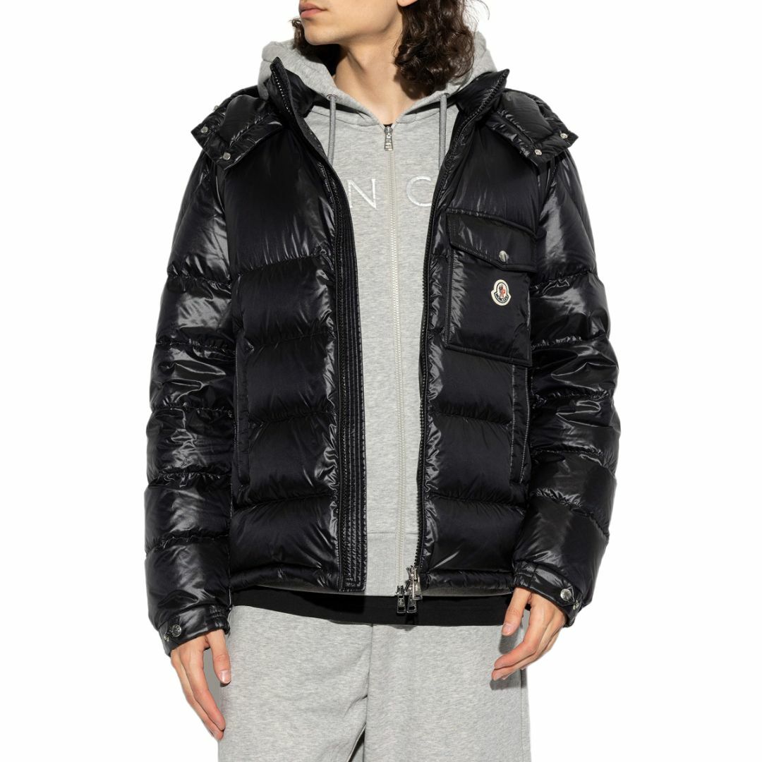 MONCLER(モンクレール)の送料無料 MONCLER モンクレール WOLLASTON 1A00001 595ZZ ブラック ダウンジャケット ブルゾン size 1 メンズのジャケット/アウター(ダウンジャケット)の商品写真