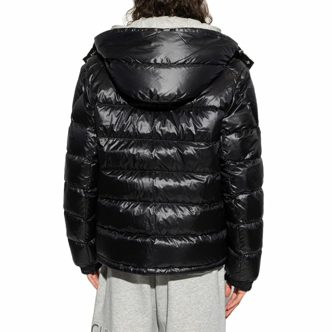 MONCLER(モンクレール)の送料無料 MONCLER モンクレール WOLLASTON 1A00001 595ZZ ブラック ダウンジャケット ブルゾン size 1 メンズのジャケット/アウター(ダウンジャケット)の商品写真