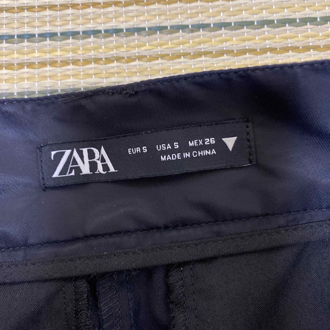 ZARA ナイロンスカート　ジッパー レディースのスカート(ロングスカート)の商品写真