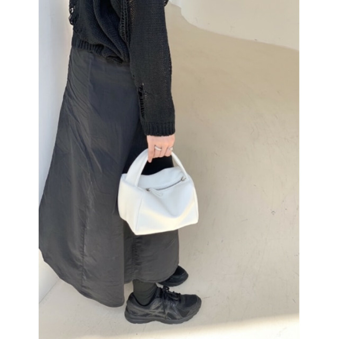 スクエア ボックス ショルダー 黒 レザーバッグ ハンドバッグ ボストンバッグ レディースのバッグ(ショルダーバッグ)の商品写真