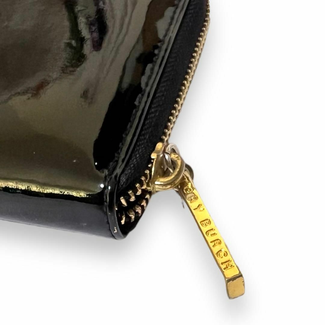 Tory Burch(トリーバーチ)の美品　トリーバーチ　長財布　ラウンドジップ　エナメル　ブラック　黒 レディースのファッション小物(財布)の商品写真