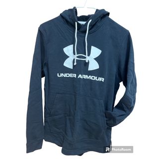 アンダーアーマー(UNDER ARMOUR)のアンダーアーマー　パーカー　薄手　ブラック(パーカー)