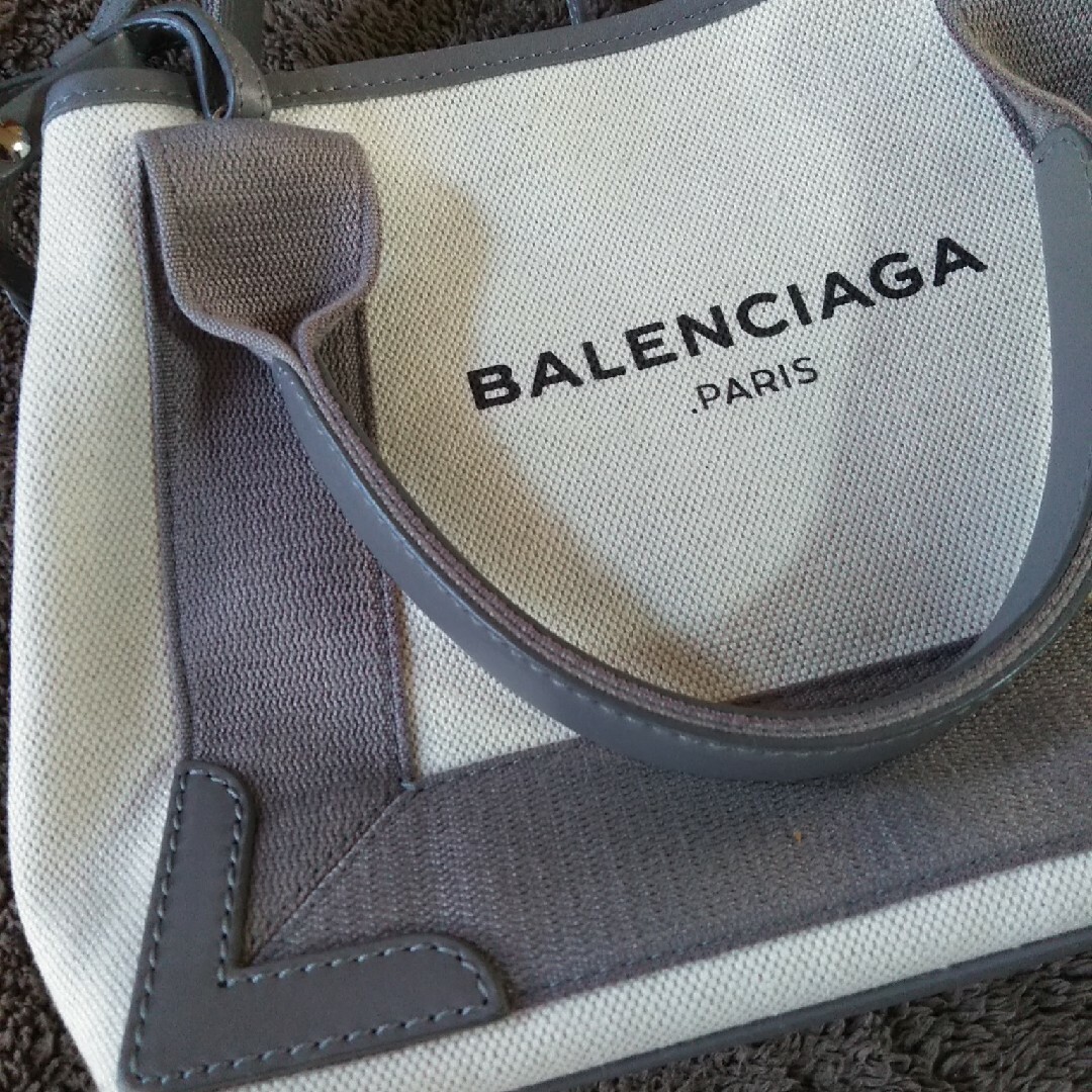 BALENCIAGA BAG(バレンシアガバッグ)のバレンシアガ　ネイビーカバス　2way 　ショルダーバッグ　グレー　美品　XS レディースのバッグ(ショルダーバッグ)の商品写真