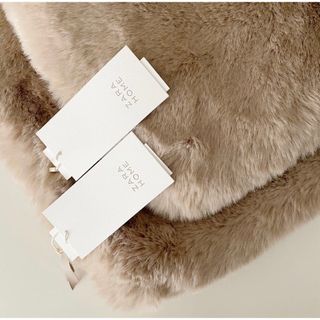 ザラホーム(ZARA HOME)の新品 ZARA HOME ザラホーム フェイクファー クッションカバー ミンク(クッションカバー)