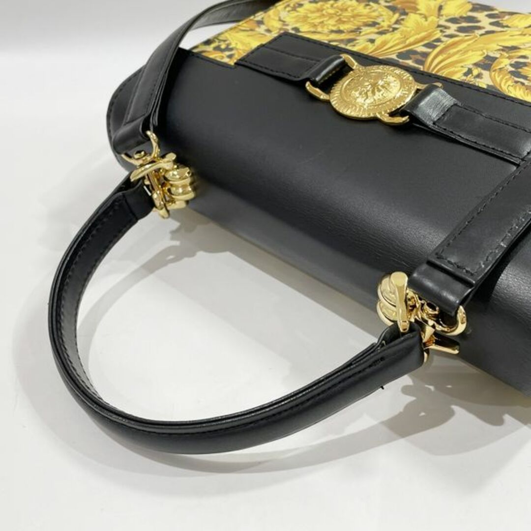 Gianni Versace(ジャンニヴェルサーチ)のGianni Versace サンバースト トップハンドル フラワープリント 2WAY ハンドバッグ PVC レザー レディースのバッグ(ハンドバッグ)の商品写真