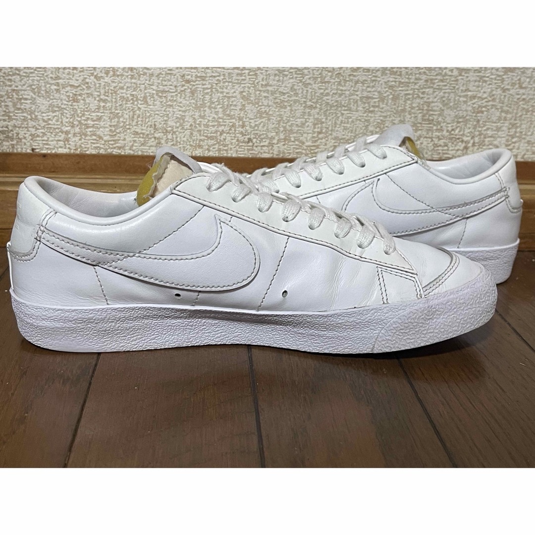 NIKE(ナイキ)のNIKE WMNS BLAZER LOW 77 24.0cm レディースの靴/シューズ(スニーカー)の商品写真