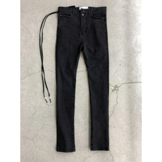JULIUS - p.e.o.t.w ag SARROUEL SKINNY B.S Blackの通販 by ...