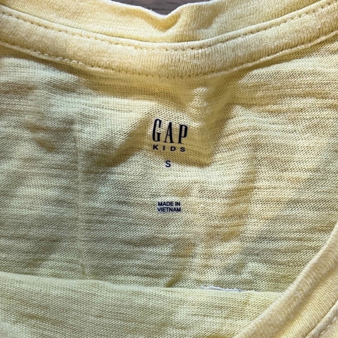 GAP(ギャップ)のスパンコールTシャツ2枚セット　GAP GU キッズ/ベビー/マタニティのキッズ服女の子用(90cm~)(Tシャツ/カットソー)の商品写真