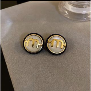 ミュウミュウ ピアスの通販 100点以上 | miumiuのレディースを買うなら