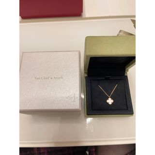 ヴァンクリーフアンドアーペル(Van Cleef & Arpels)のヴァンクリーフアンドアーペル　スウィートアルハンブラ　マザーオブパール(ネックレス)