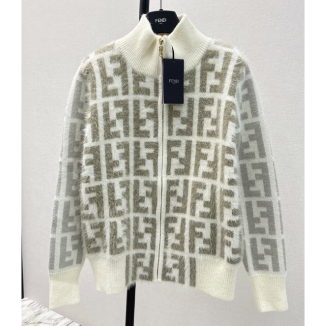 FENDI - FENDI フェンディ ニットカーディガンの通販 by \\\hittan's