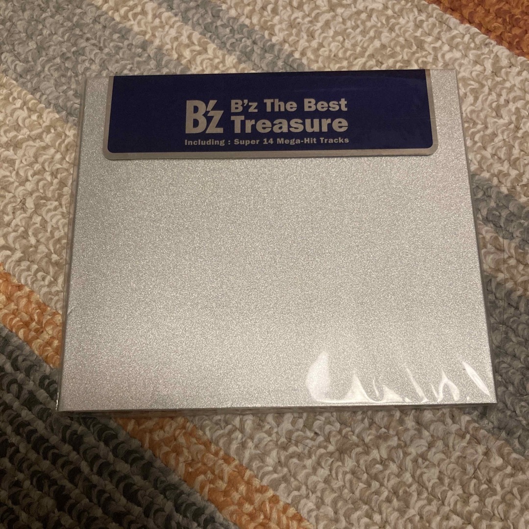 B’z　The　Best　“Treasure” エンタメ/ホビーのCD(ポップス/ロック(邦楽))の商品写真