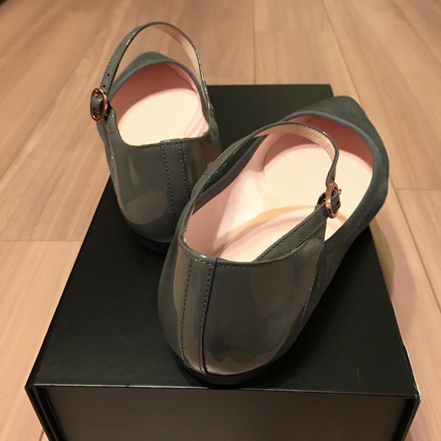 repetto(レペット)の✨最終sale✨新品repetto サイズ39.5 レディースの靴/シューズ(バレエシューズ)の商品写真