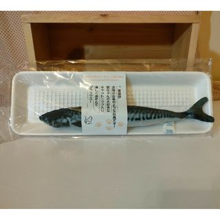 新品未開封　魚みたいなネコのおもちゃ　キャットニップ入り(猫)