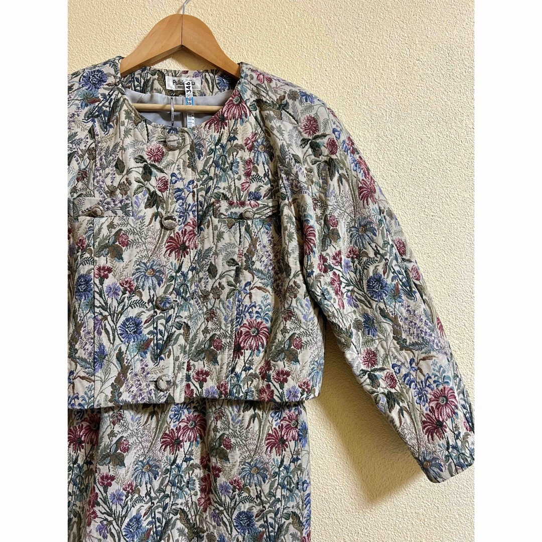 Grimoire(グリモワール)の上質ゴブラン花柄ジャケットスカート レディースのフォーマル/ドレス(スーツ)の商品写真
