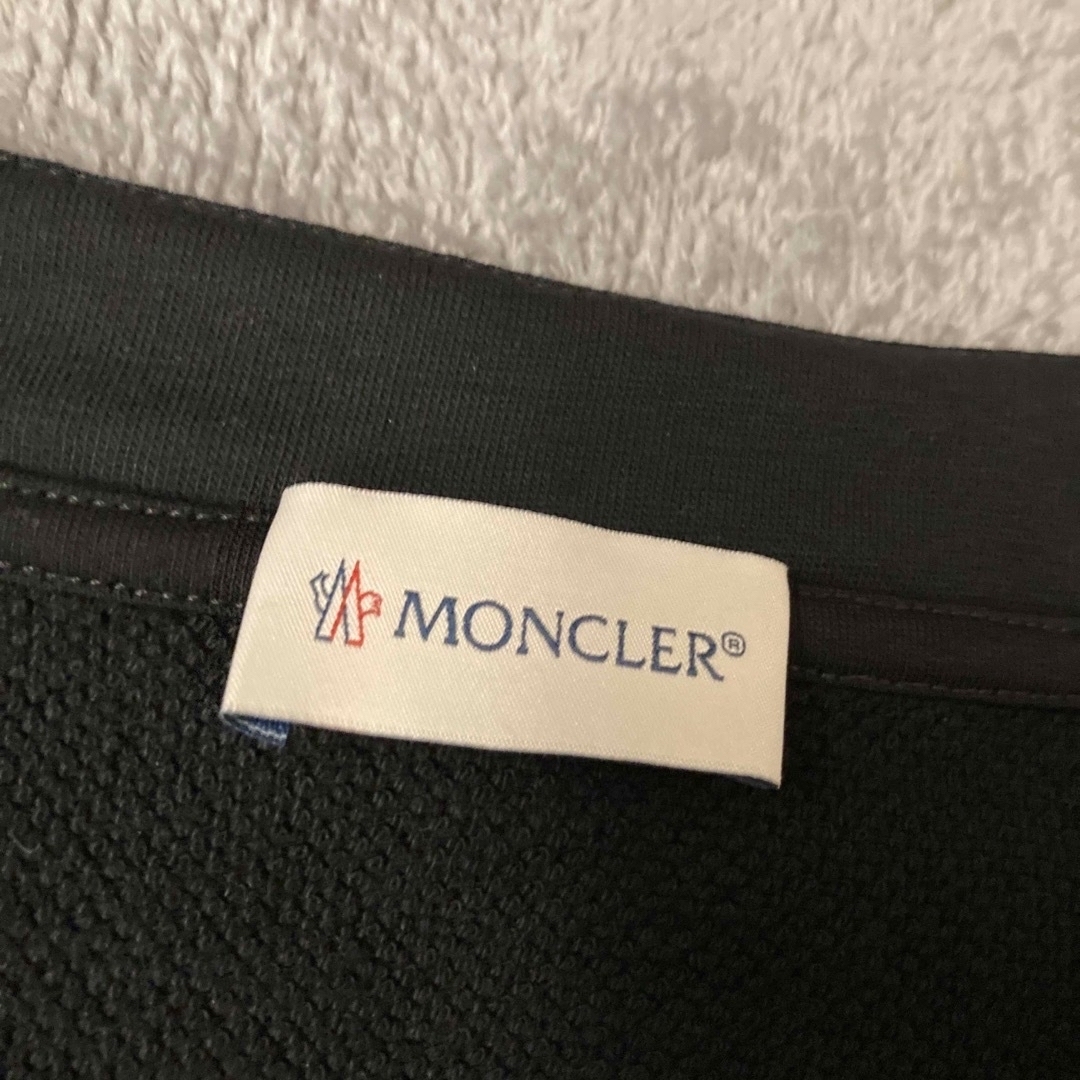 MONCLER(モンクレール)の正規品　モンクレール　トレーナー　スウェット レディースのトップス(トレーナー/スウェット)の商品写真