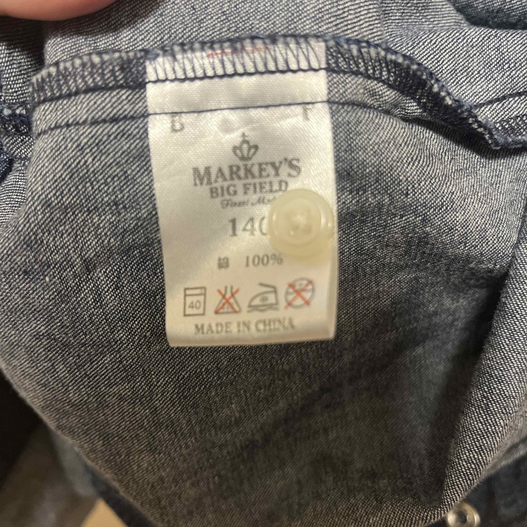 MARKEY'S(マーキーズ)のMARKEY'S デニムシャツ140美品 キッズ/ベビー/マタニティのキッズ服男の子用(90cm~)(ブラウス)の商品写真
