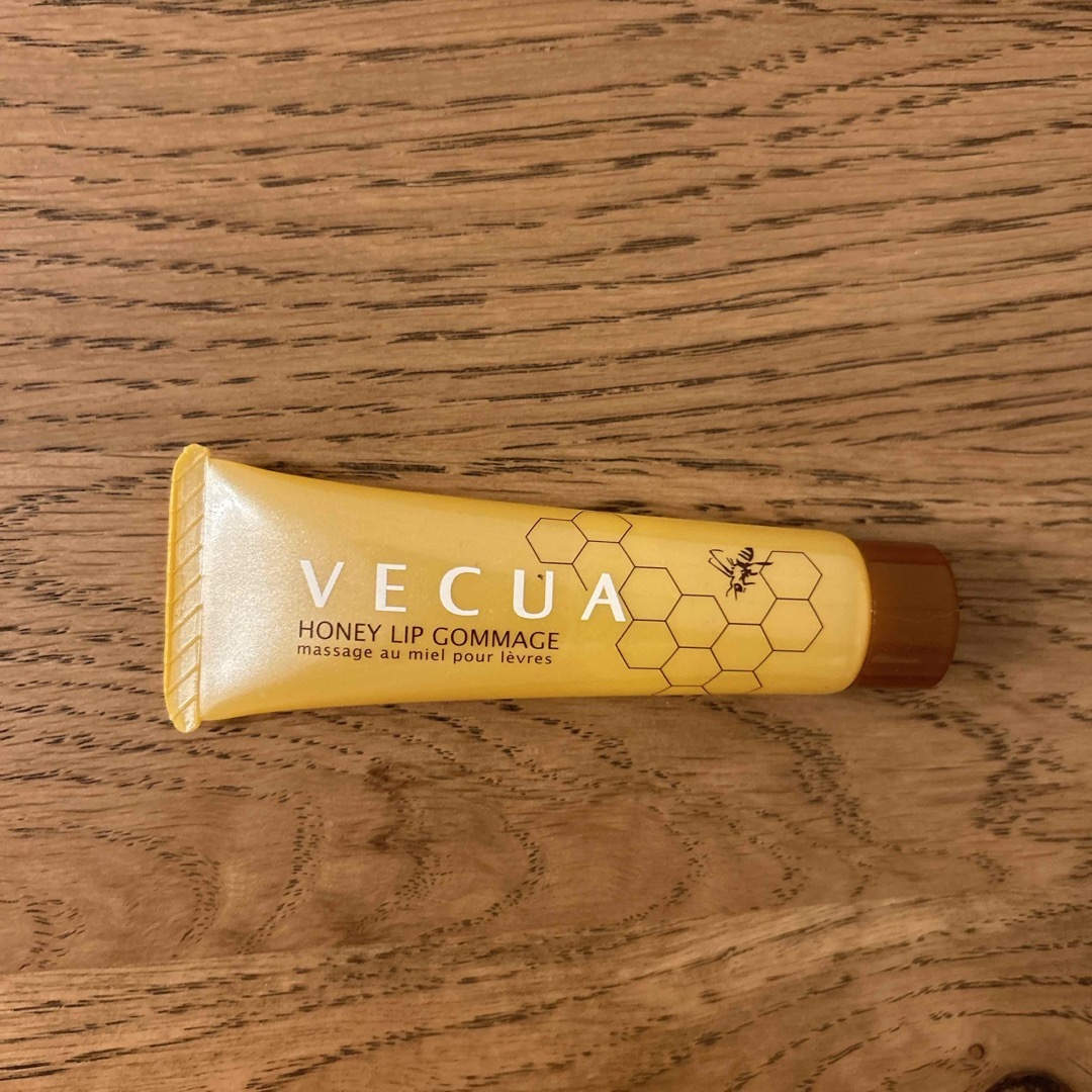 VECUA(ベキュア)のベキュア　ハニーリップゴマージュ コスメ/美容のスキンケア/基礎化粧品(ゴマージュ/ピーリング)の商品写真