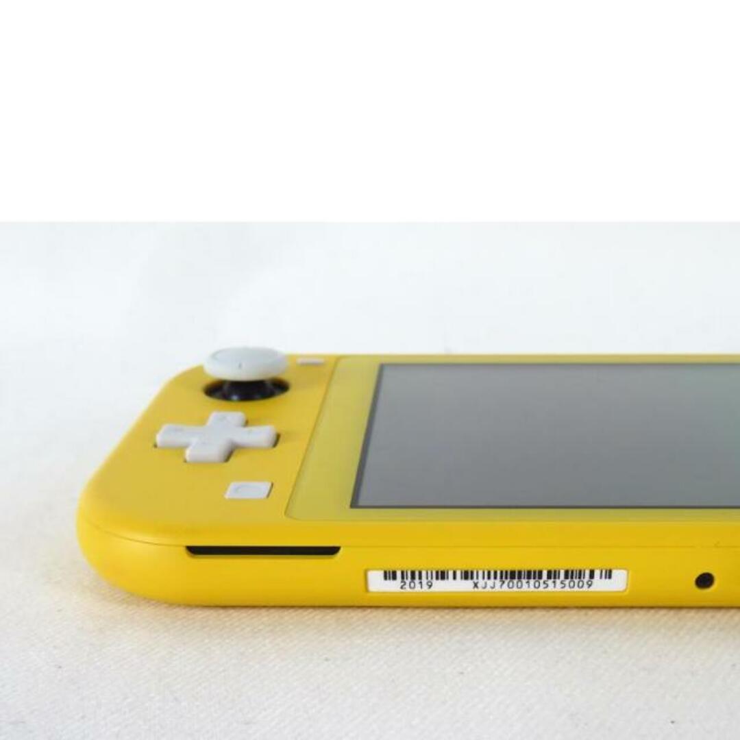 Nintendo 任天堂/Switch Lite / イエロー/HDH-001/XJJ70010515009/ゲーム機/ABランク/81【中古】 エンタメ/ホビーのゲームソフト/ゲーム機本体(携帯用ゲーム機本体)の商品写真