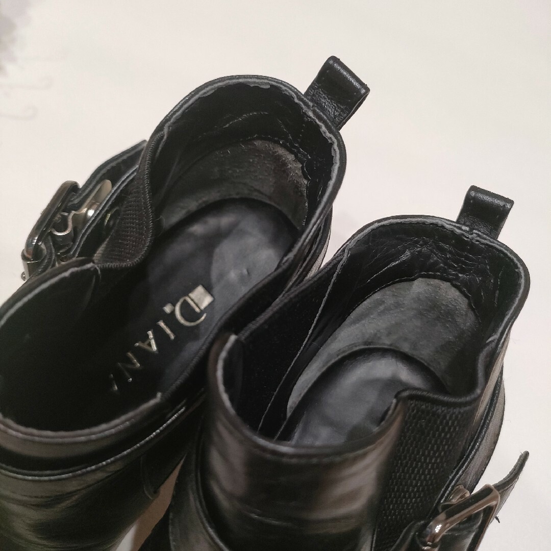 DIANA(ダイアナ)のDIANA　ベルト付き　レザー　ショーブーツ　サイドゴア レディースの靴/シューズ(ブーティ)の商品写真