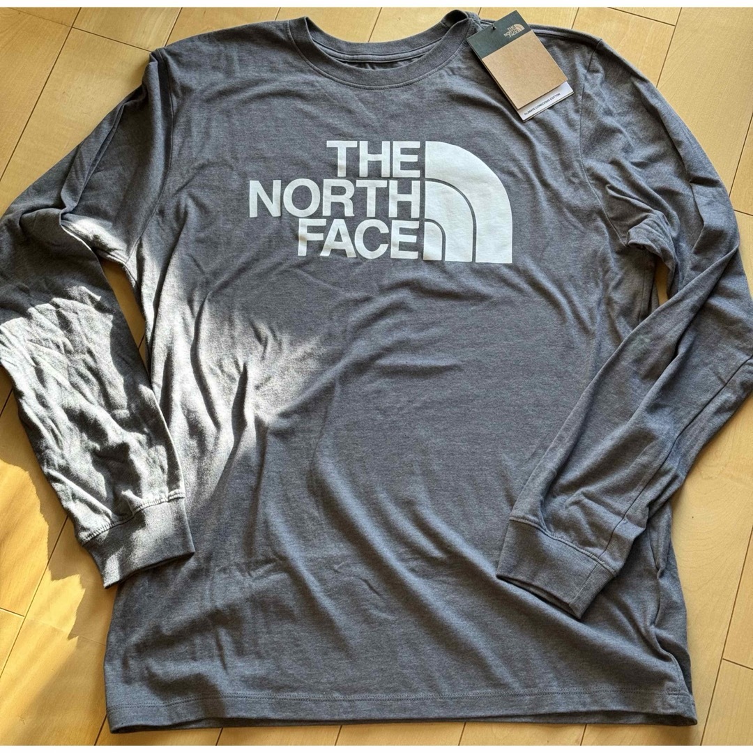 THE NORTH FACE(ザノースフェイス)のTHE NORTH FACE ノースフェイス クルーネック 長袖Tシャ メンズのトップス(Tシャツ/カットソー(半袖/袖なし))の商品写真