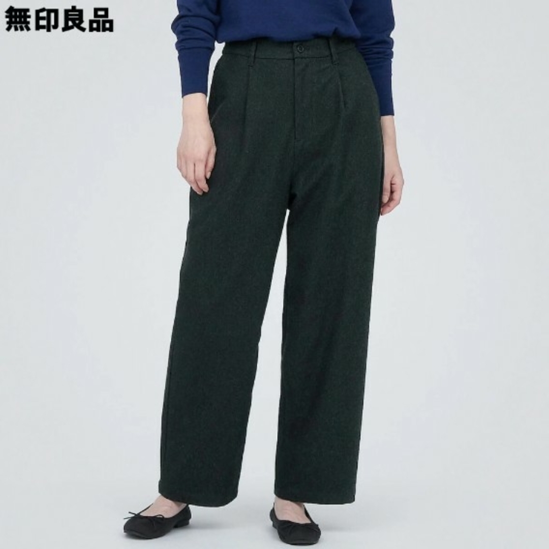 MUJI (無印良品)(ムジルシリョウヒン)の《新品》  無印良品 ストレッチ起毛タックパンツ ／ダークグレー／Ｍ レディースのパンツ(カジュアルパンツ)の商品写真