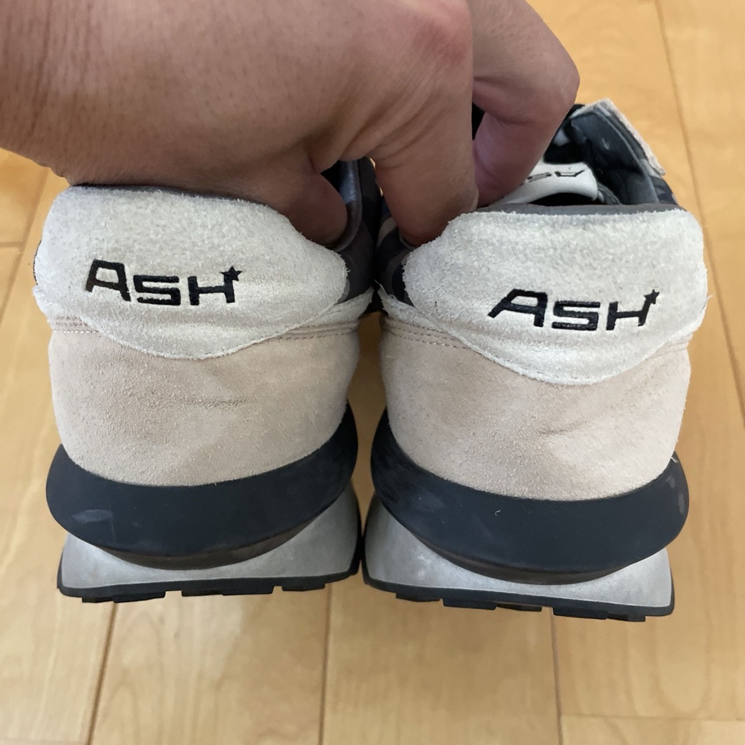 ASH(アッシュ)のASH アッシュ SPIDER STUDS スタッズスニーカー レディースの靴/シューズ(スニーカー)の商品写真