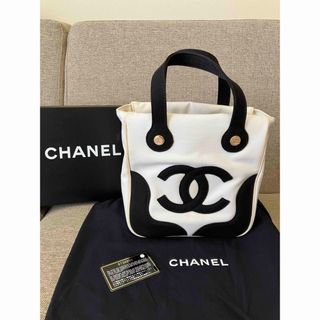 シャネル(CHANEL)の月末お値下げ！　CHANEL  シャネル　マシュマロ　キャンバスバッグ(ハンドバッグ)